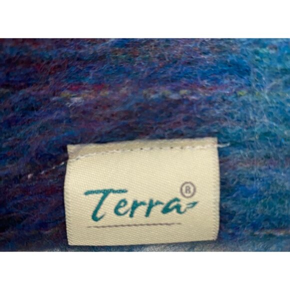 Handmade Terra Multicolor Infinity Scarf By Indigenous Communities fuzzy soft - Picture 4 of 7